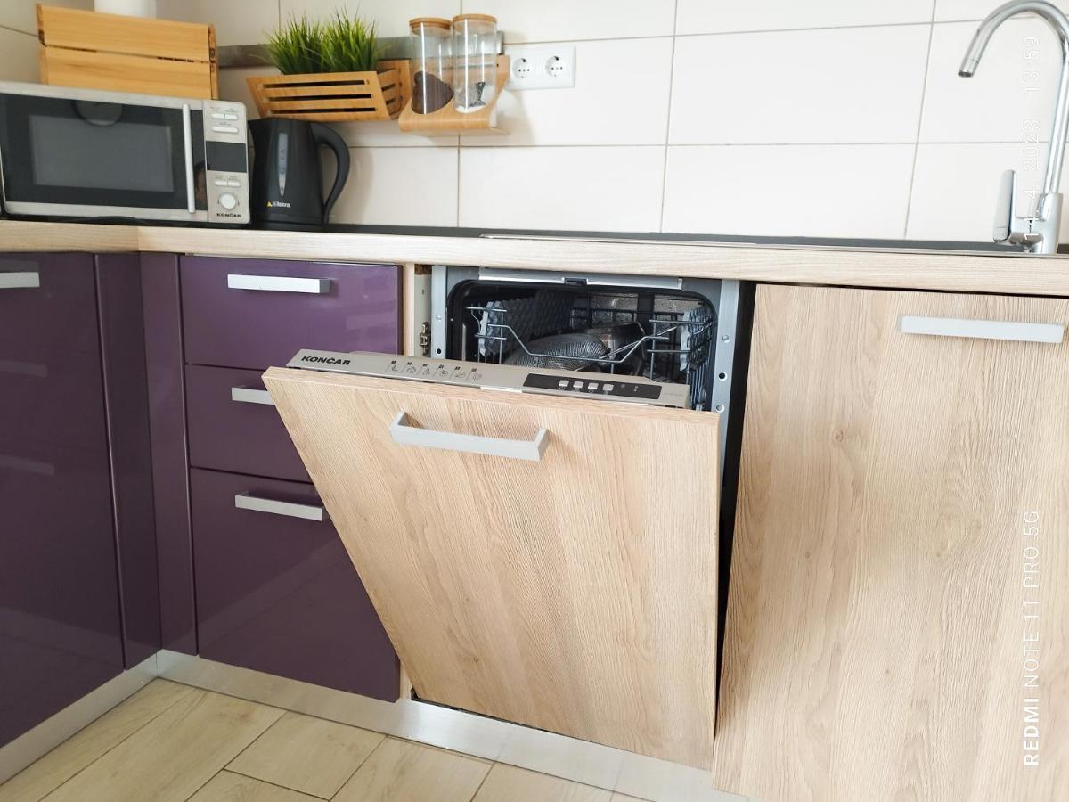 Apartments Sime Бибине Екстериор снимка